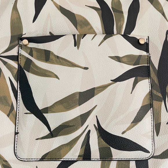 A New Day Olive Leaf Print Zip Top Tote Bag - Picture 3 of 16